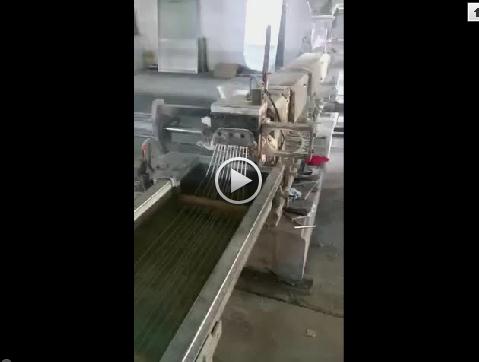 晨美白色母粒生產(chǎn)中