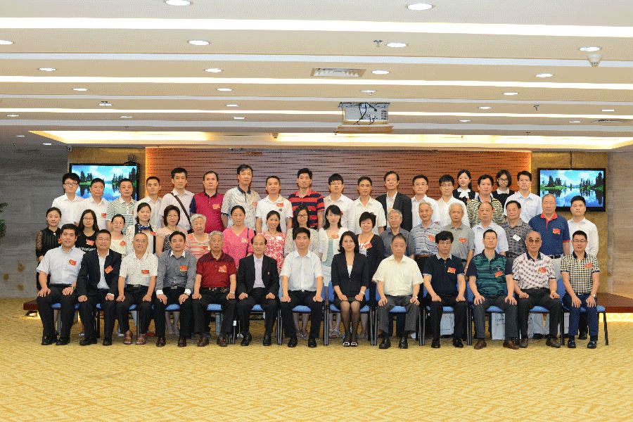 晨美顏料色母粒祝中共深圳市高分子行業(yè)協(xié)會(huì)（聯(lián)盟）委員會(huì) 第一次黨員大會(huì)勝利召開(kāi)